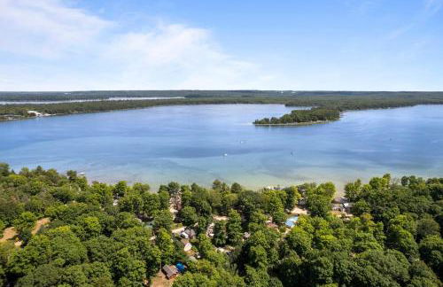 Beautiful Log Cabin Wooded Lake Access Interlochen Arts Academy - Foto 3
