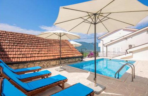 Four-Bedroom Holiday Home In Veliki Prolog - Foto 3