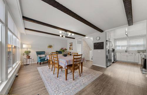 Northside FAMLYNEST Lincoln Sq 4BR 2BA 2P Rare find - Photo 2