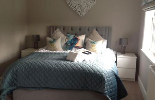 Lovely Riverside Holiday Home - Foto 19