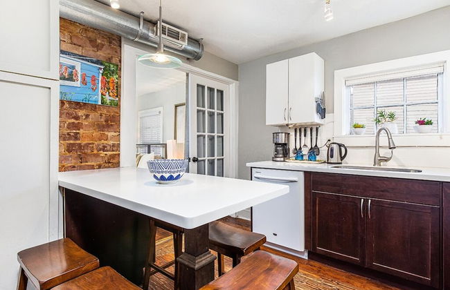 Huntingdon House - Photo 14