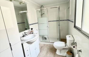 Relax e impresionantes vistas en apto1a línea - Foto 30