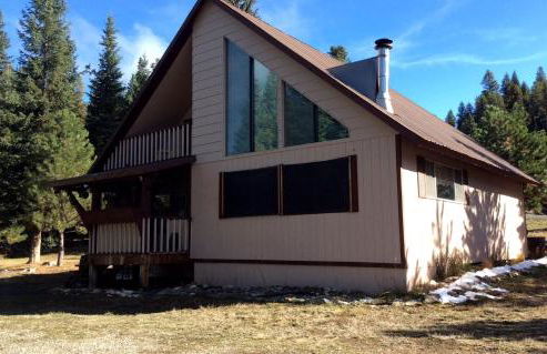 Secluded Cabin Rental with a Covered Back Deck in Elk City, Idaho - Foto 5