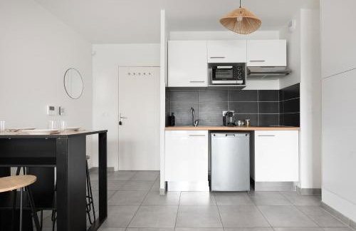 T2 Havre paix Toulouse avec terrasse et climatisation - Parking privé - 5 min Métro patte d'oie - Clinique pasteur - Foto 8