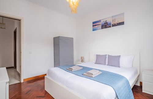 The Balcony - By Wehost - Foto 26