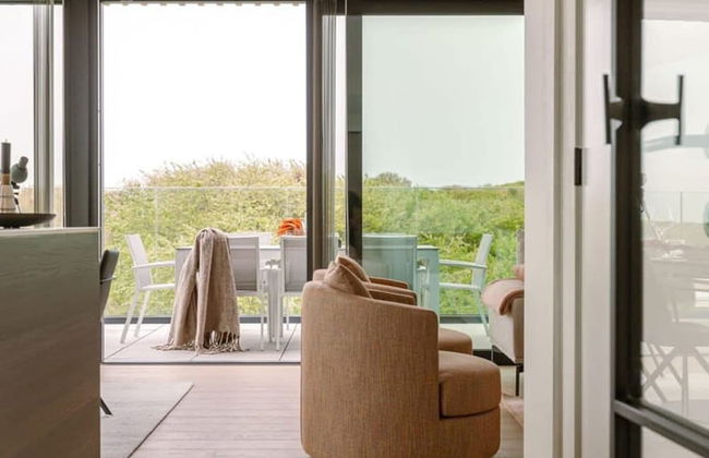 Luxurious Penthouse With Beautiful Seaview - Photo 10