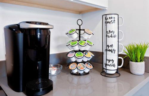 Theatre Retreat 2 Bedroom Loft - 1 Blk from Theatres - Foto 13