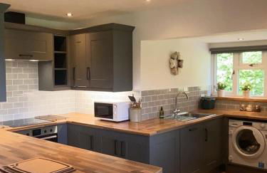 3 Bedroom Bungalow in Llanrhaeadr Ym - Foto 6