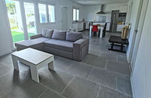 Precioso alojamiento con jardín - Photo 5