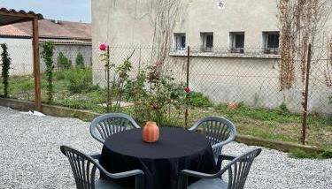 Le HappyNous, cosy, climatisé, wifi, parking privé intérieur - Foto 5