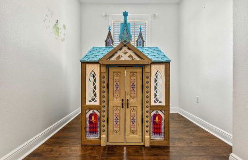 New Poolside Reunion Retreat Near Orlando Attractions - Foto 26