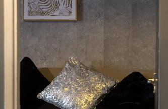 Getaway Accommodation with Pool Table and Jacuzzi! - Foto 21