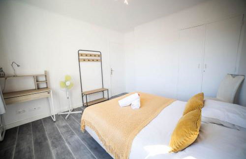 COSYFAMILY 1er étage Piscine -WIFI- NEUF-FAMILLE -15MIN PLAGE - TOP PROS SERVICESConciergerie - Foto 15