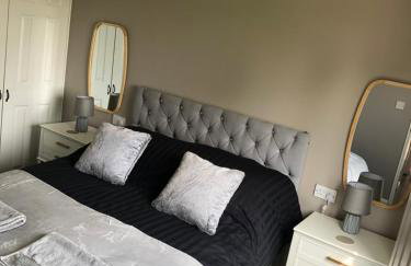 Spacious Lodge With Hot Tub - Foto 2