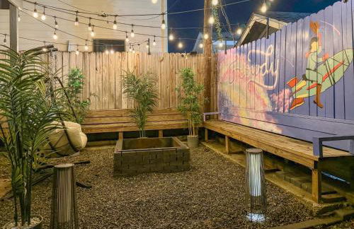 Casa Hosum - 7 mins Downtown Sleeps 9 King Bed Fenced Yard - Foto 35