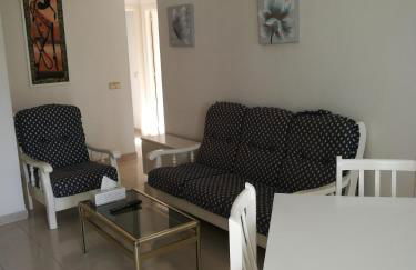 Apartamento para 4 personas con piscinas - Foto 3