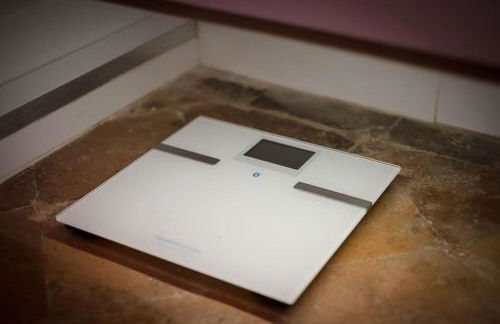 room five - parking, balnéothérapie, place nationale, un havre de paix - Foto 44