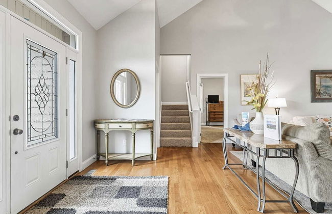 Fairview Vista by Avantstay 10 Mins to Asheville - Photo 11