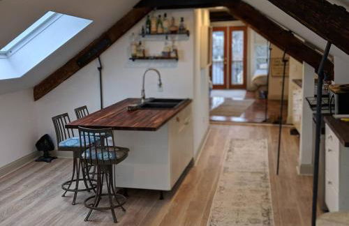 The Crow's Nest @ Rockport's Sail Loft - Foto 17