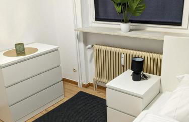 Unterkunft mit 4 Schlafzimmern in Heide - Foto 1