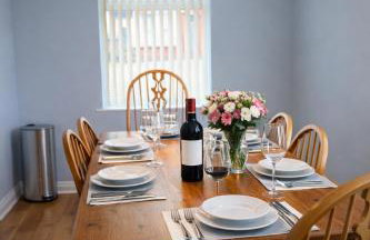 Smithy Bank Cottage - with free parking! - Foto 27