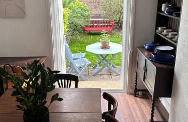 Charming, Renovated Residence in Willesden Green - Foto 19