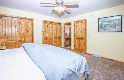 Northwoods Getaway - Photo 17