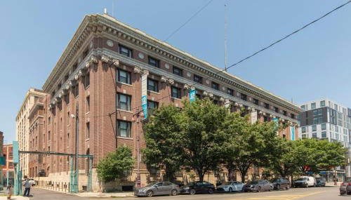 Sleeps 4! 2BR, Gym, Paid Parking, Close to Major Attractions - Foto 5