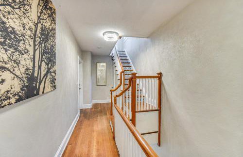 Walk to River & Downtown: Portsmouth Apartment! - Foto 17