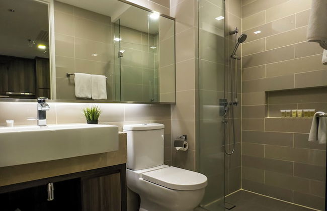 Ramada Suites by Wyndham Kuala Lumpur City Centre - Photo 76