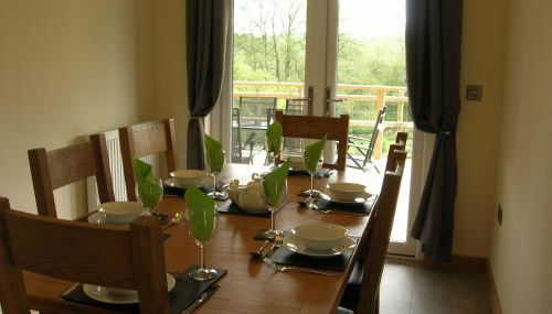 River Lodge Hot Tub Sleeps 6 - Foto 5