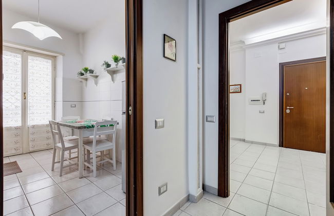 Cozy 2-Bedroom Flat with Balcony - Foto 19