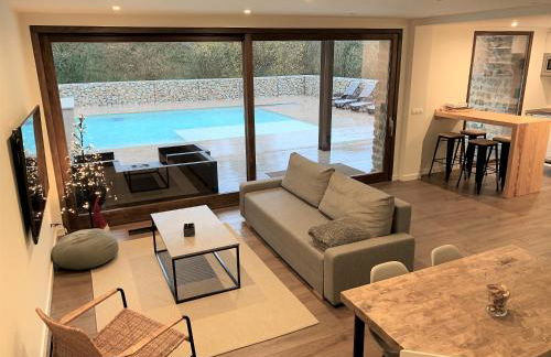 2 Apartamentos en villa con piscina privada en Asturias El Marquesau - Foto 3