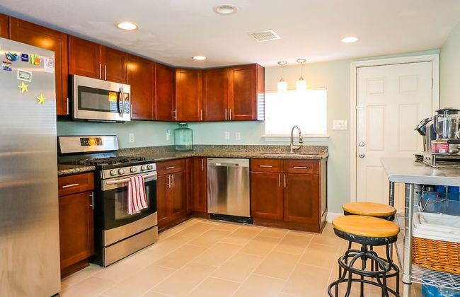 Great Location Spacious Yard Coffee bar - Foto 6