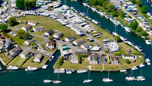 Sunset Lodge, River View & Log Burner - Foto 3