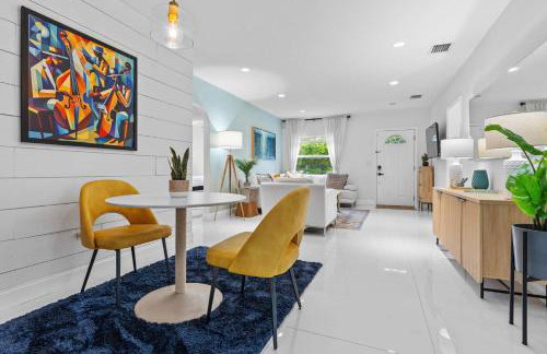 Arthaus- Fully Stocked Kitchen and Fenced Yard - Foto 7