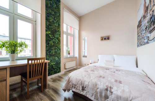 Wrocław Główny Comfort Apartment by BookingHost - Photo 1