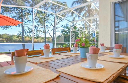 Disney World Getaway: 4 Br - Sunroof - BBQ Bliss - Foto 18