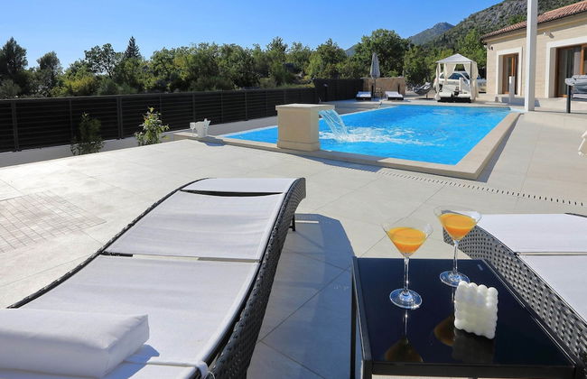 Villa in Starigrad With Heated Pool - Foto 20