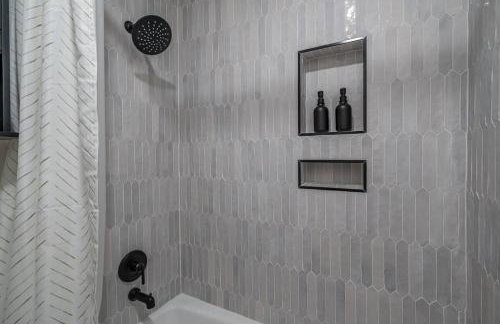 Phenomenal King, Air, Rooftop Deck, Walk to Beach - Foto 49