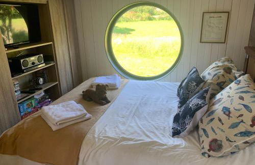 Oak Tree Lodge: Unique 2 level Shepherd's Hut: Dartmouth - Foto 13