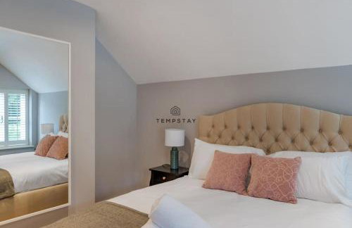 Cosy Family Home Near Thorpe Park & Legoland - Foto 23