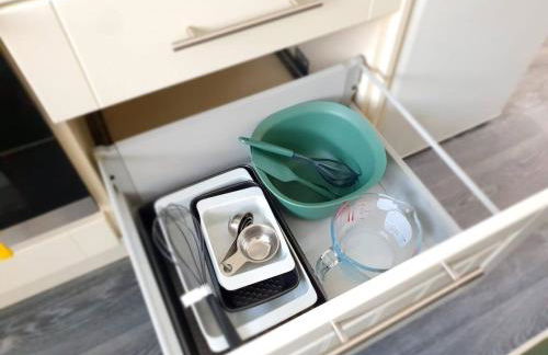 Spacious 3BR - Nr Clifton Train Station 510min walk - Garden Free Parking - Foto 15