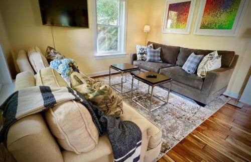 The Sharlene-Hot tub Fenced yard Steps to Douglas - Foto 8