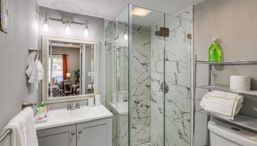 Anaheim Studio with Fireplace 14 Mi to Disneyland! - Foto 2