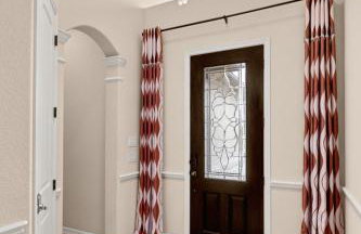 Randolph Central Location, 1-story, Chef Kitchen, Creekside - Foto 17