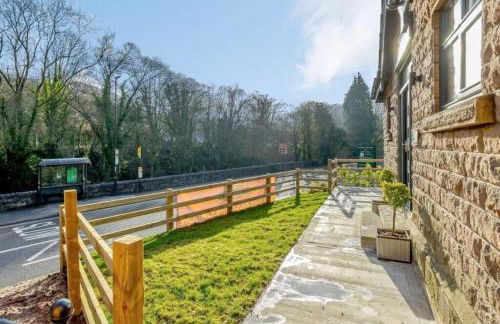 1 BR Apt - Short Lets & Serviced Accommodation Peak District With Free Super-Fast WiFi & Multiple Parking Options - Foto 10