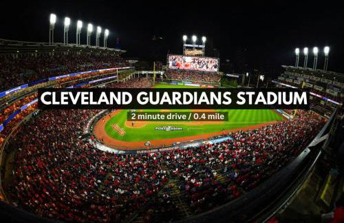 Luxury Condo w/ Lake Views! Center of Downtown - Foto 29