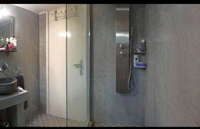 John and Tania's Garden - Photo 10