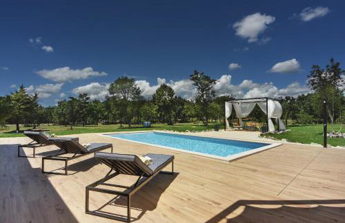 Villa Radola Residence only 3 km from beach for 6 people with private pool & large garden - Photo 7